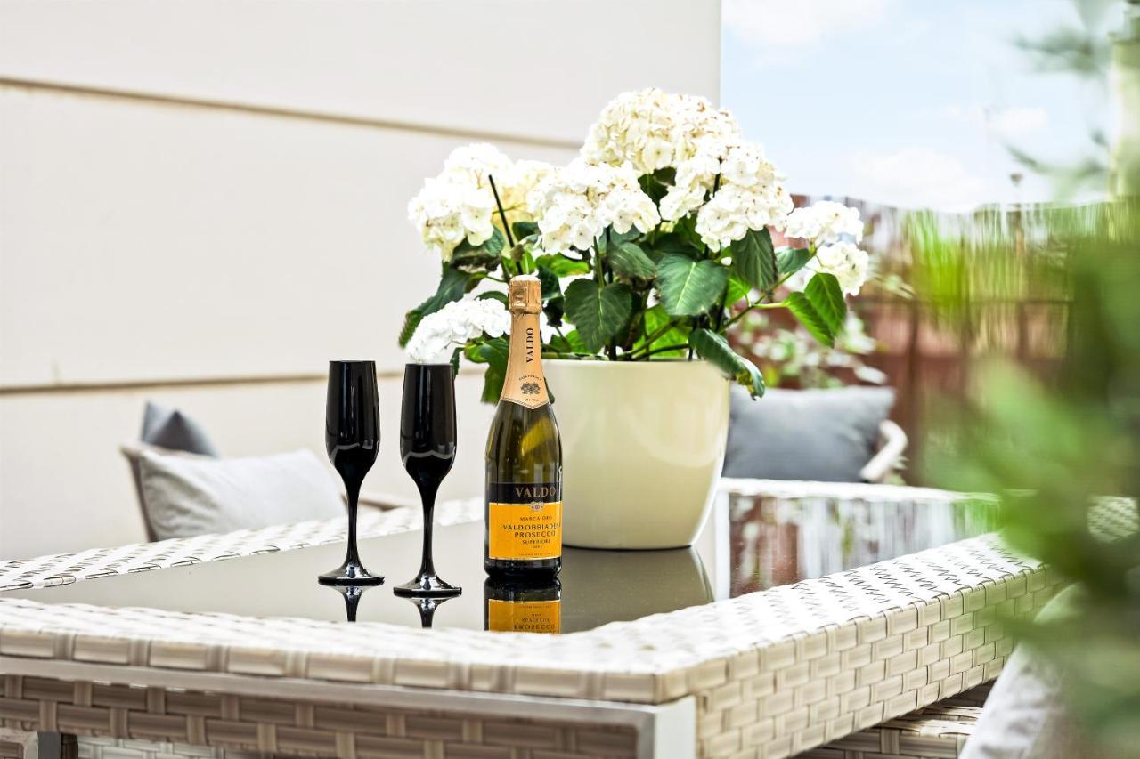 Lit Living - Luxus Loft - Box Spring - Air Con - Bbq - Panorama Apartament *