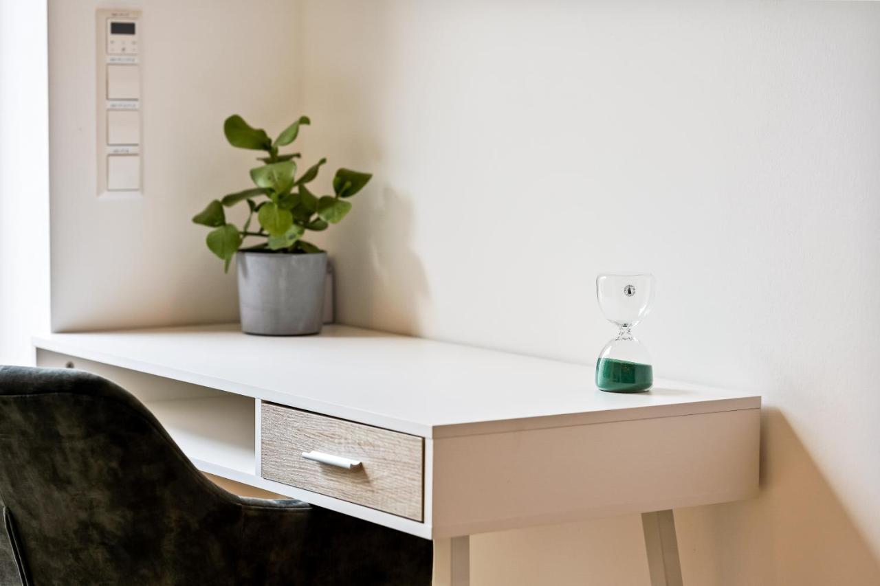 Lit Living - Luxus Loft - Box Spring - Air Con - Bbq - Panorama Apartament